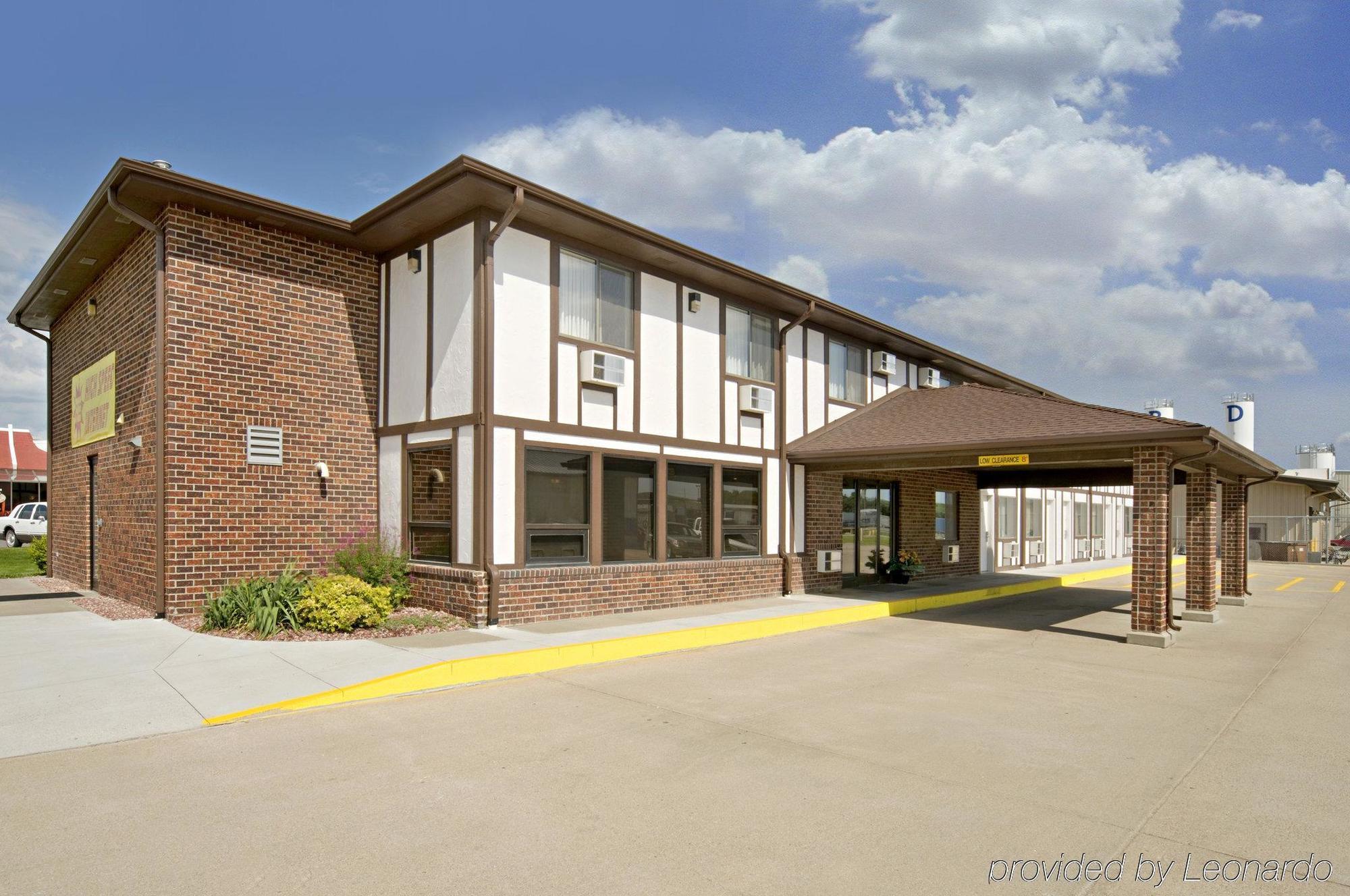 Boarders Inn & Suites By Cobblestone Hotels - Broken Bow Eksteriør billede
