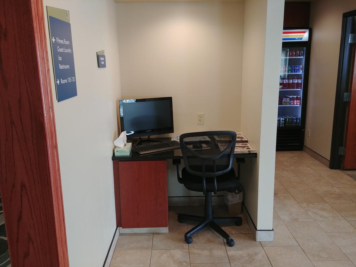 Boarders Inn & Suites By Cobblestone Hotels - Broken Bow Eksteriør billede